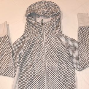 Lululemon Patterned Zip Jacket With Hood. Size 4